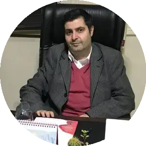 رضا ملایری 