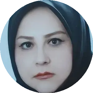 نیلوفر کلانتری نژاد 